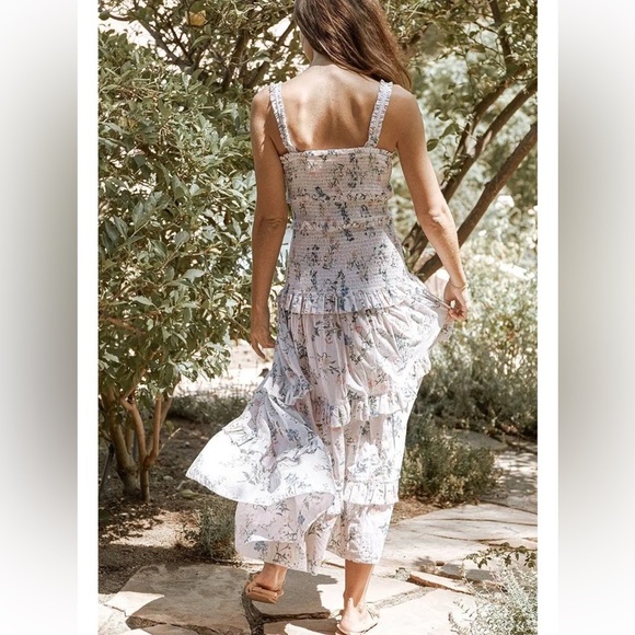 Saylor Althea Floral Smocked Midi Dress Cream - Picture 4 of 14